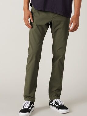 Men's 686 Everywhere Multi Shell pants NWT Slim Fit